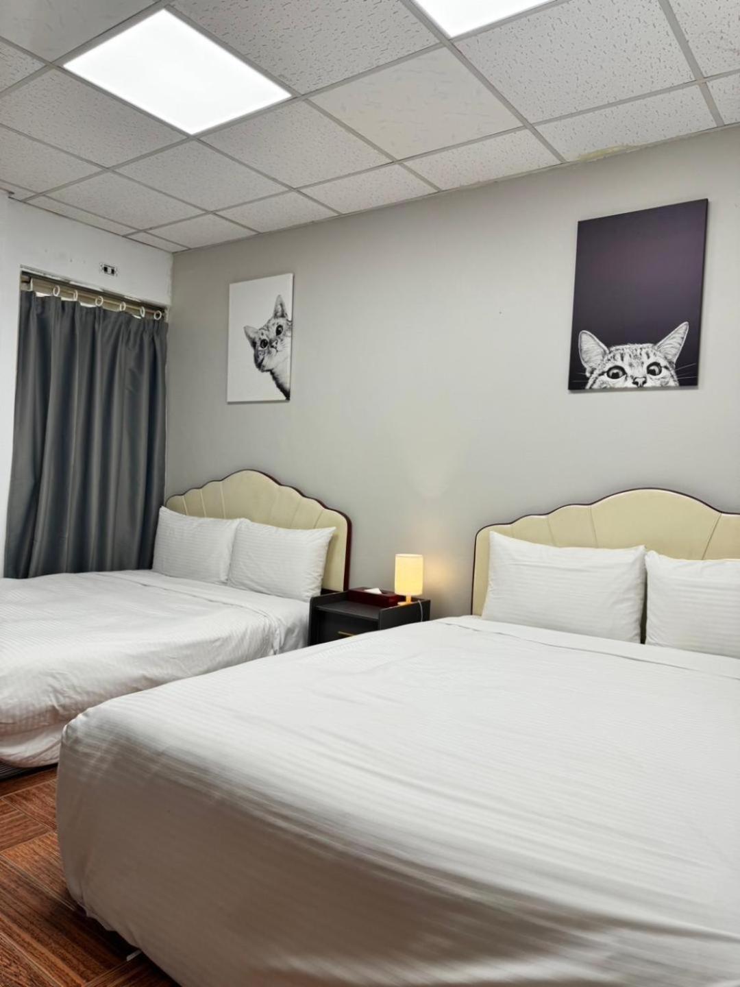 I Live Motel Kaohsiung Extérieur photo